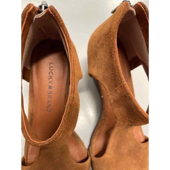 6.5 - Lucky Sandals - Picture 2 of 5